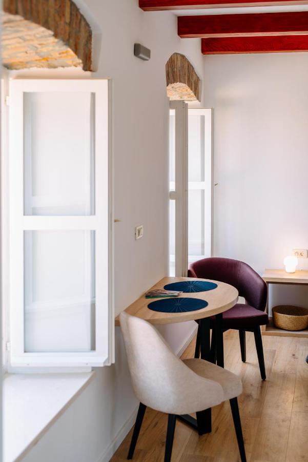 Art Deco Walls By Duhomes Appartement *